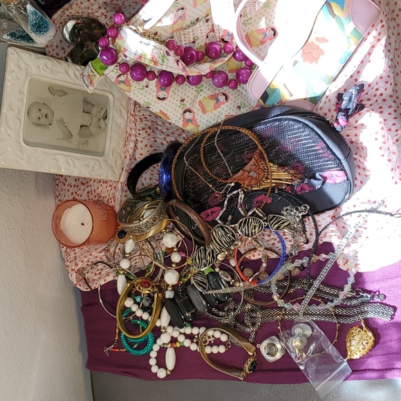 Costume Jewelry Bundle - Picture 11 of 11